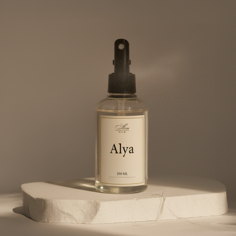 معطر فراش و الملابس بتركيبه الرائحه الفرنسيه ( يشبه عطر ليبر ) بحجم 250 ملي